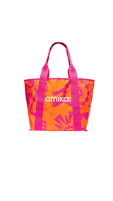 AMIKA KIT TRY ME